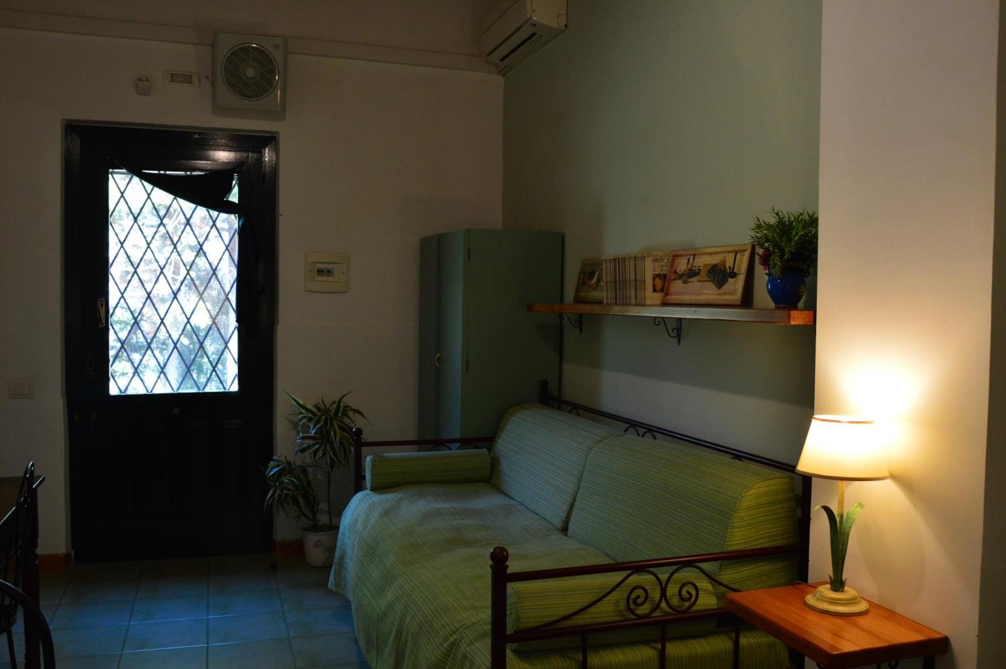 Antico Borgo Etneo Country Hotel كالاتابيانو الغرفة الصورة