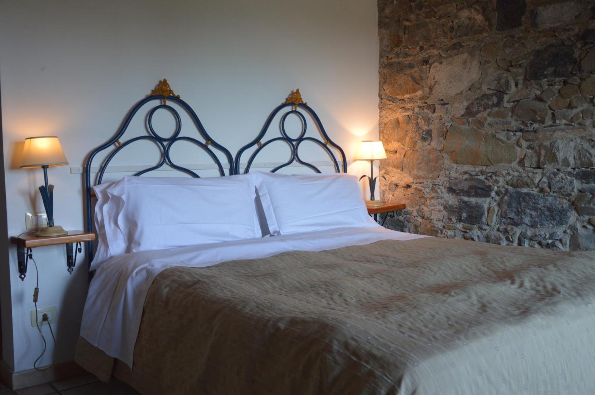 Antico Borgo Etneo Country Hotel كالاتابيانو الغرفة الصورة