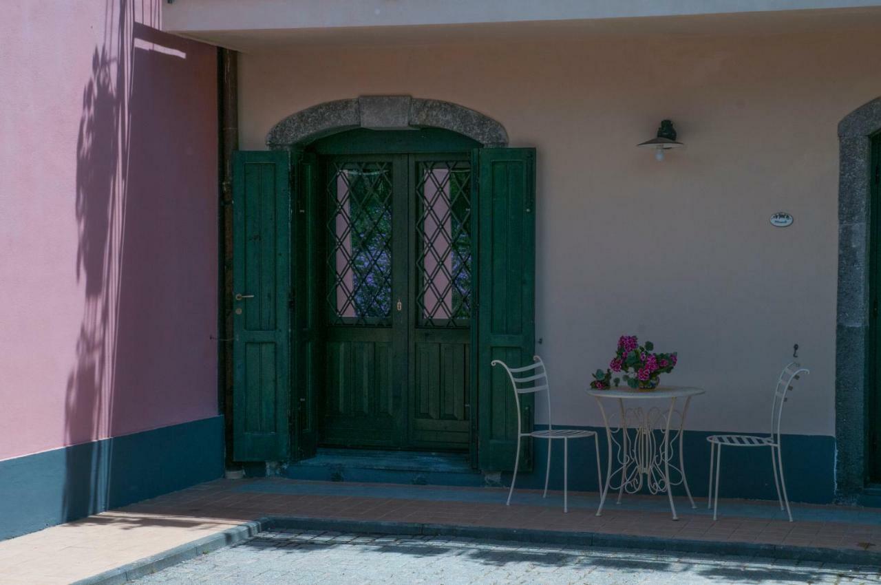 Antico Borgo Etneo Country Hotel كالاتابيانو المظهر الخارجي الصورة