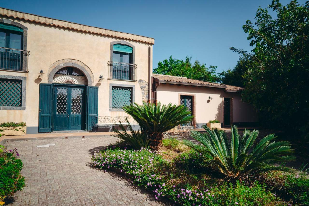 Antico Borgo Etneo Country Hotel كالاتابيانو المظهر الخارجي الصورة