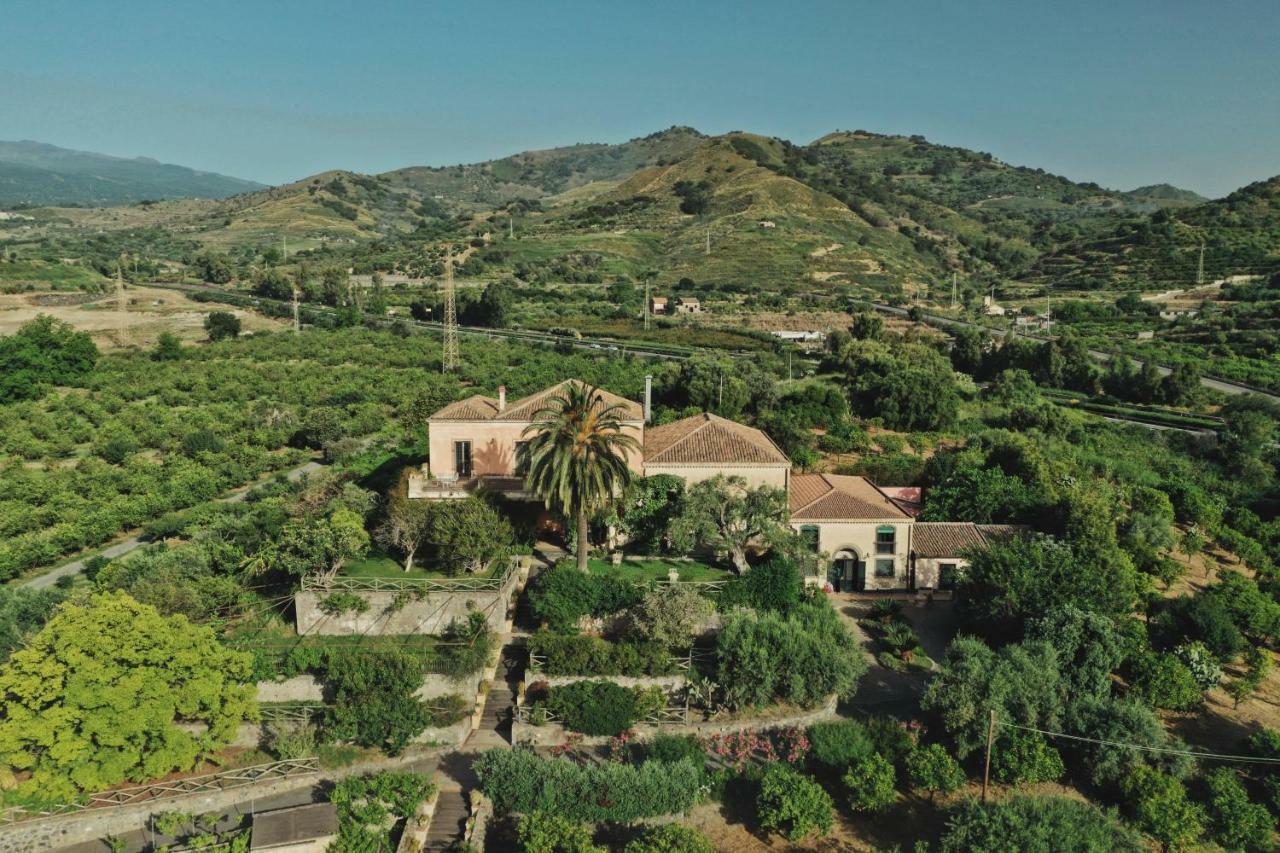 Antico Borgo Etneo Country Hotel كالاتابيانو المظهر الخارجي الصورة